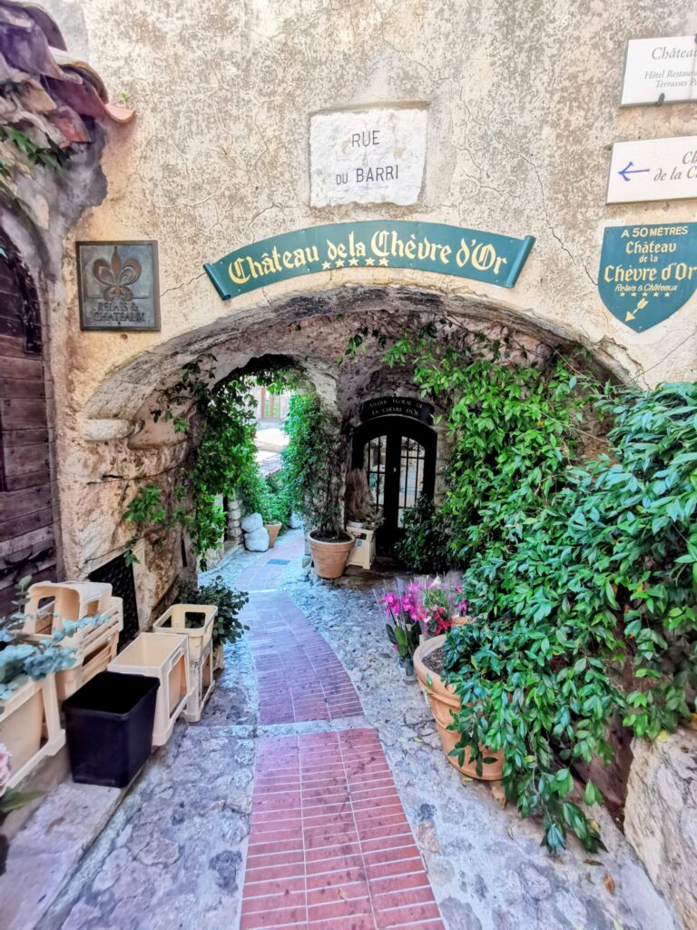 Stone archway at Château de la Chèvre d'Or in Èze village on the French Riviera